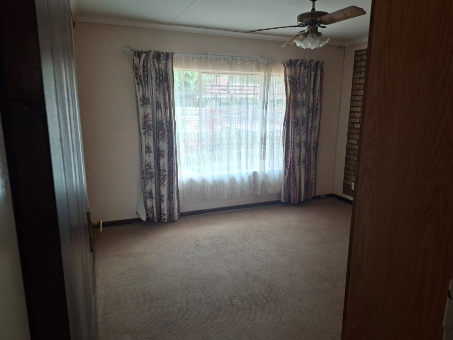 To Let 3 Bedroom Property for Rent in La Hoff North West